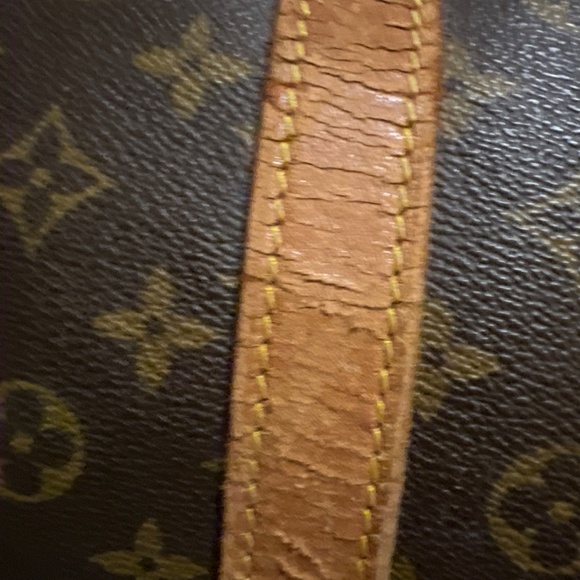 Louis Vuitton Keepall 45 luggage bag - Picture 10 of 14